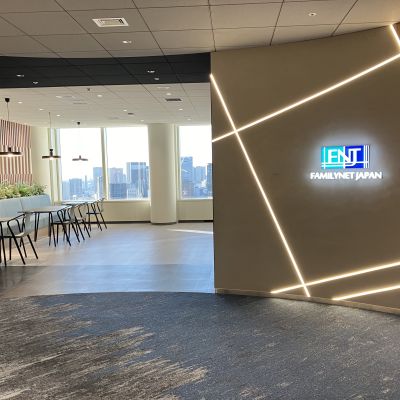 ファミリーネット・ジャパンのロゴ