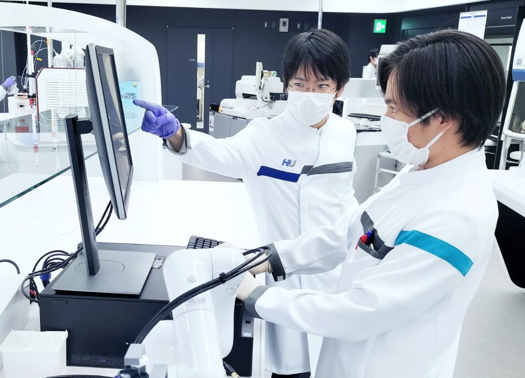 多様なバックグラウンドの研究開発職が活躍しています。