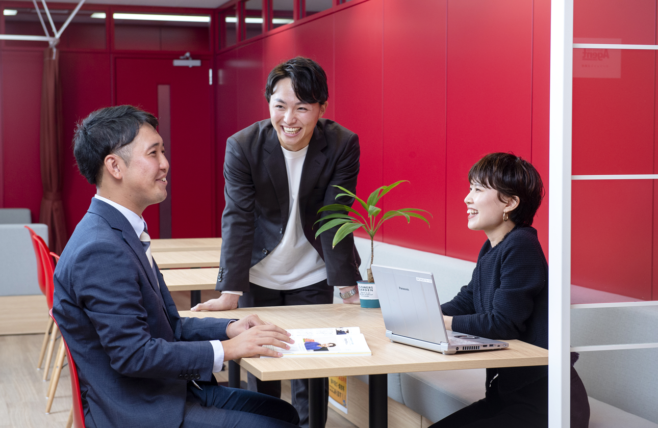 当社を一言で表すならば、まさしく「チーム」という言葉がぴったり。