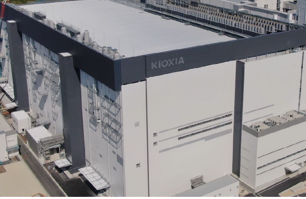 チャレンジと失敗を歓迎する、懐の深い技術者集団