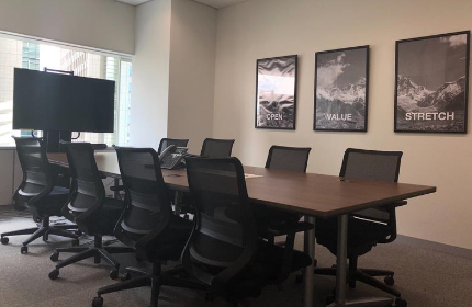 経営判断×DXという成長領域にポジショニング