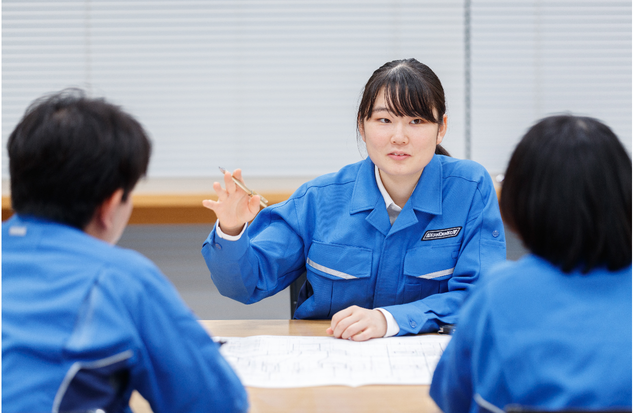 多くの人が働く建設現場では技術職が司令塔となって工事を完成まで導きます。
日本を代表する大規模プロジェクトにもチャレンジできる仕事です。