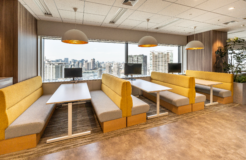 解放感のある空間で伸び伸びと打ち合わせが出来ます！