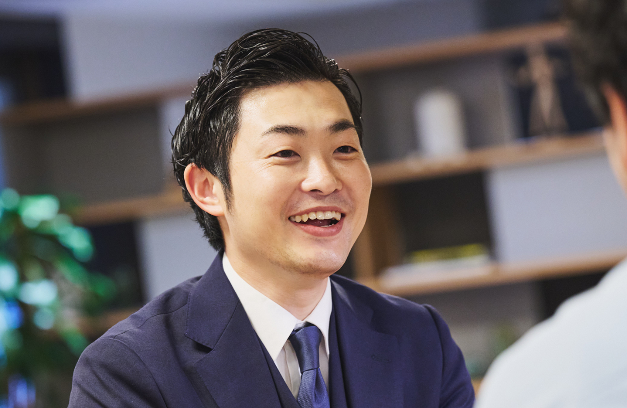 決まったモノを売るのではなく、自分で考え届けたい