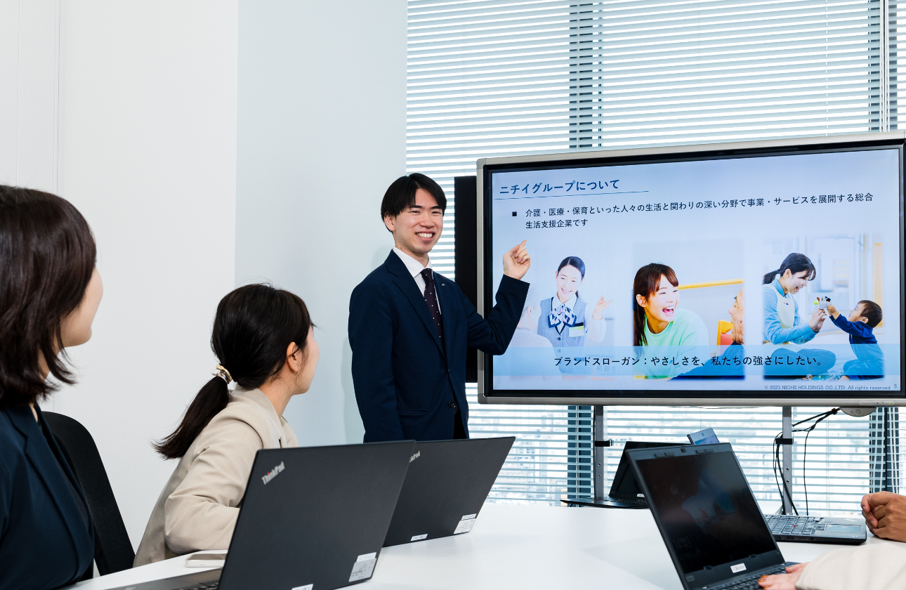 あなたが”キャリア”と”働く人”を選ぶ～コース別採用スタート～