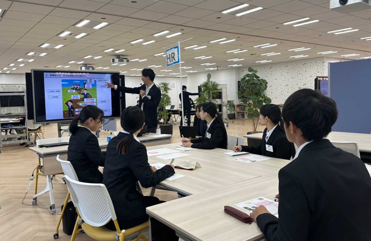 11月より早期選考開始予定！
各コース担当者の先輩社員が直接伝える説明会&仕事体験会を開催しています！