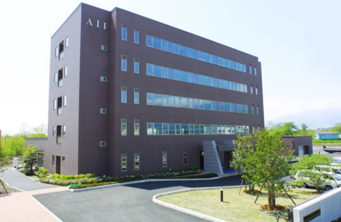 自然豊かなロケーションで、落ち着いて仕事に集中できます。