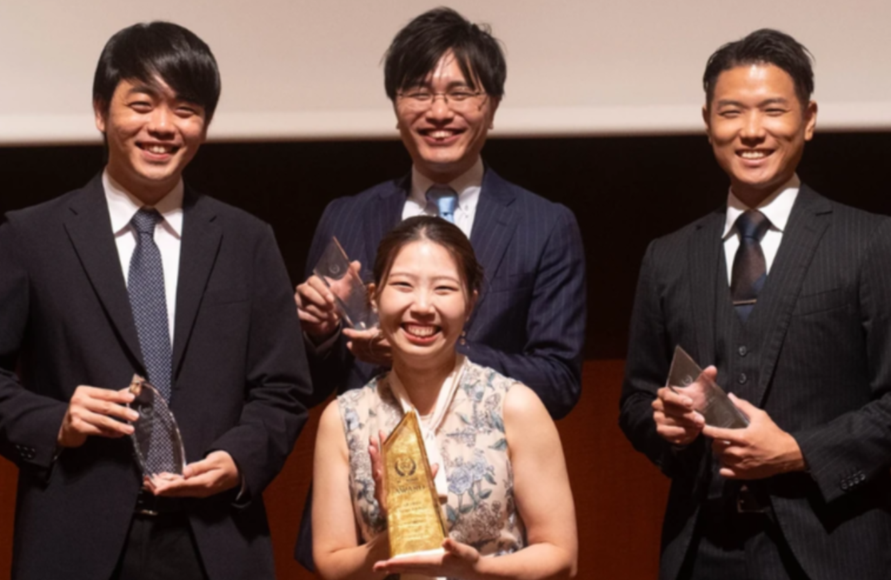 実力次第で入社1年以内で大幅年収アップや昇級も!