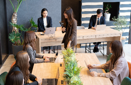 社員の平均年齢は27歳。今まさに成長中の企業。