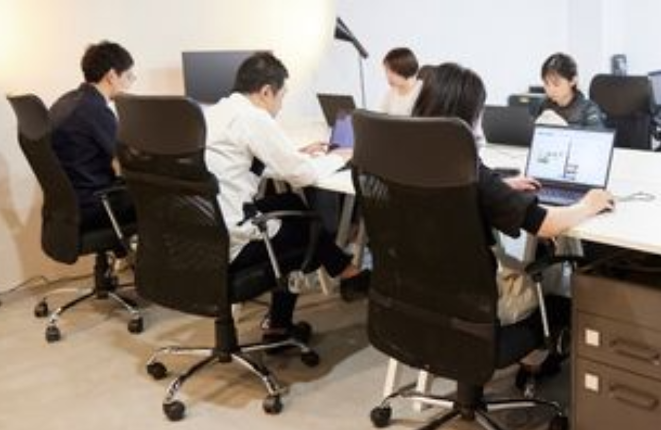 2024年に自社ビルeninal MACCHAMACHI(大阪市中央区)に本社を移転。