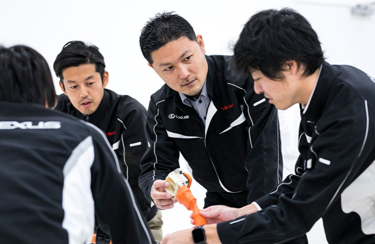 レクサスとその部品の設計・開発に携われる