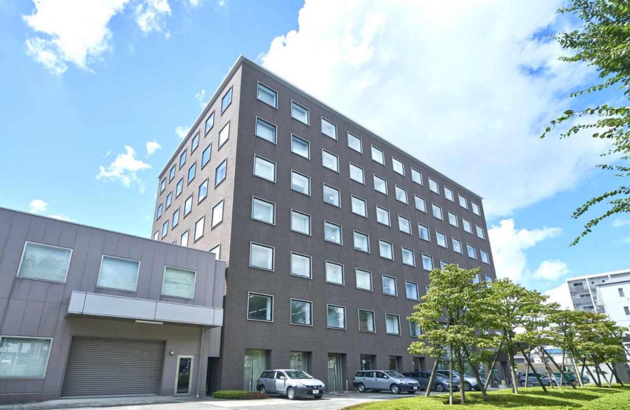 社内の雰囲気としては、若手の挑戦を奨励し社員全員でバックアップする気風があります。様々な経験を積みながら一流の技術者へ成長を目指せます。