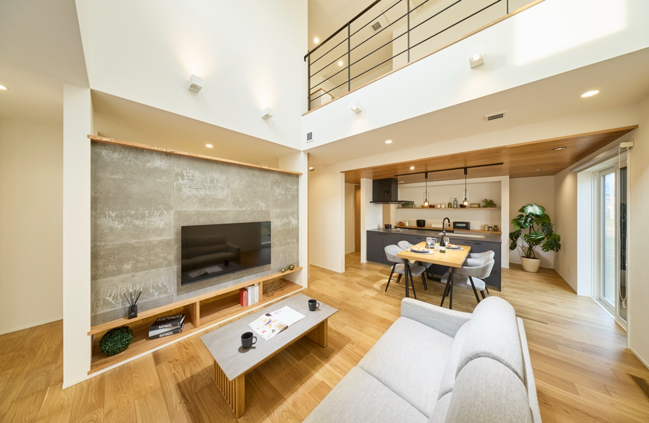 秋田県注文住宅着工棟数17年連続No.1。雪国秋田でいつまでも快適に暮らせる住宅を。