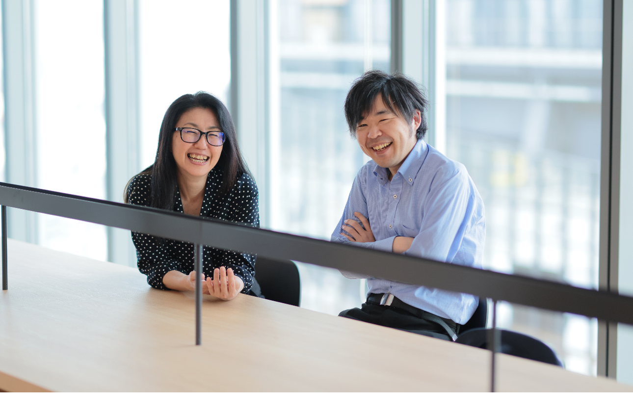 東証プライム上場グループの安定感と、 ベンチャーのような「挑戦」が同居する場所。