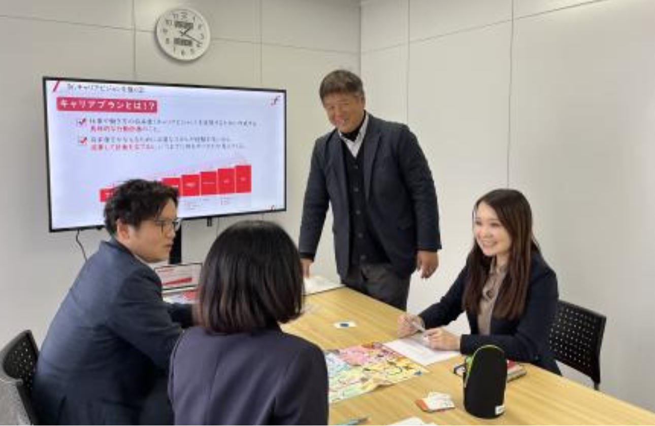 ―教育制度―　充実した研修、社内大学"フジアカデミー"