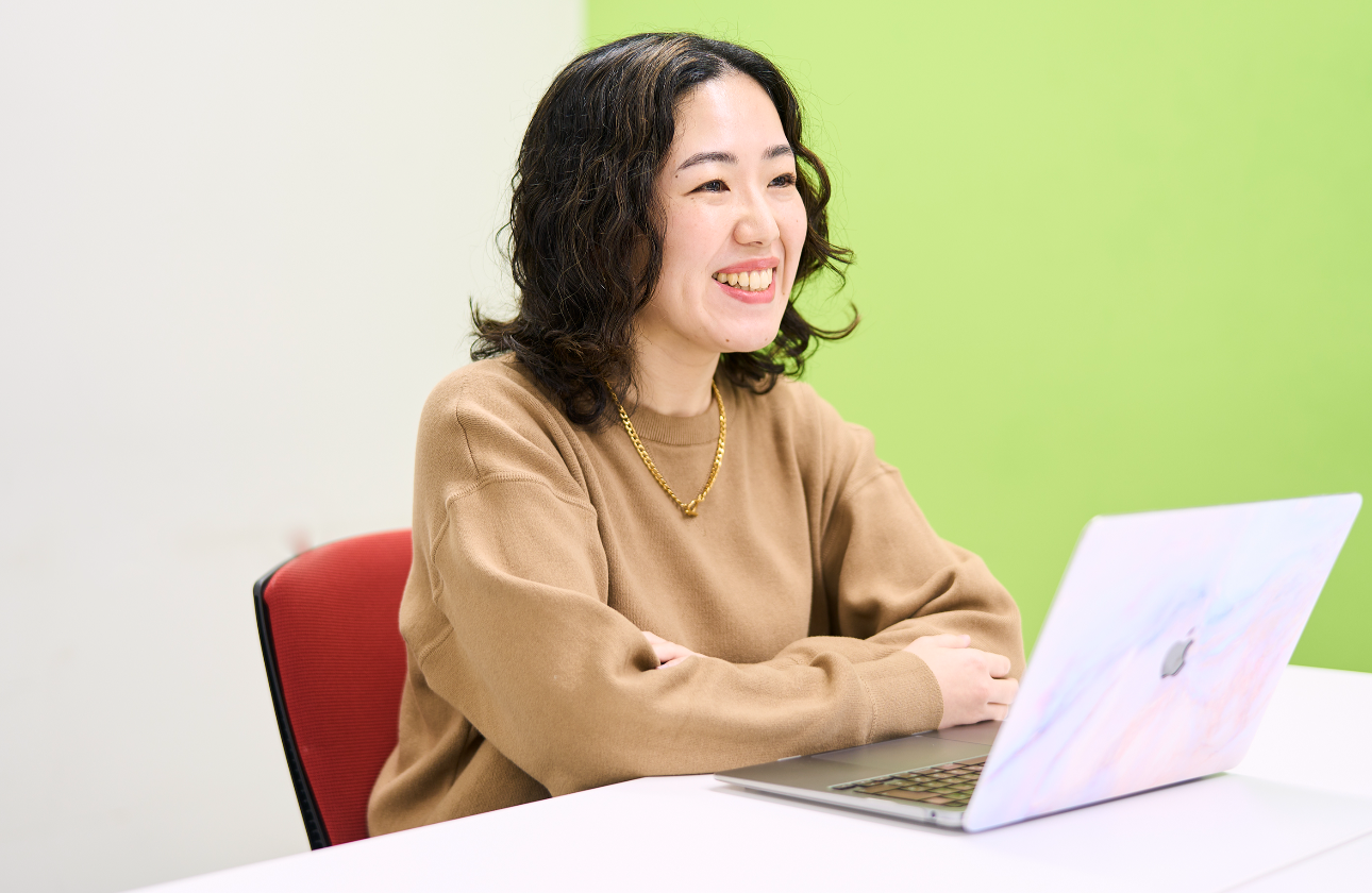 マネジャーや管理職の女性も多く、
文理・性別・年齢問わず、活躍しております！