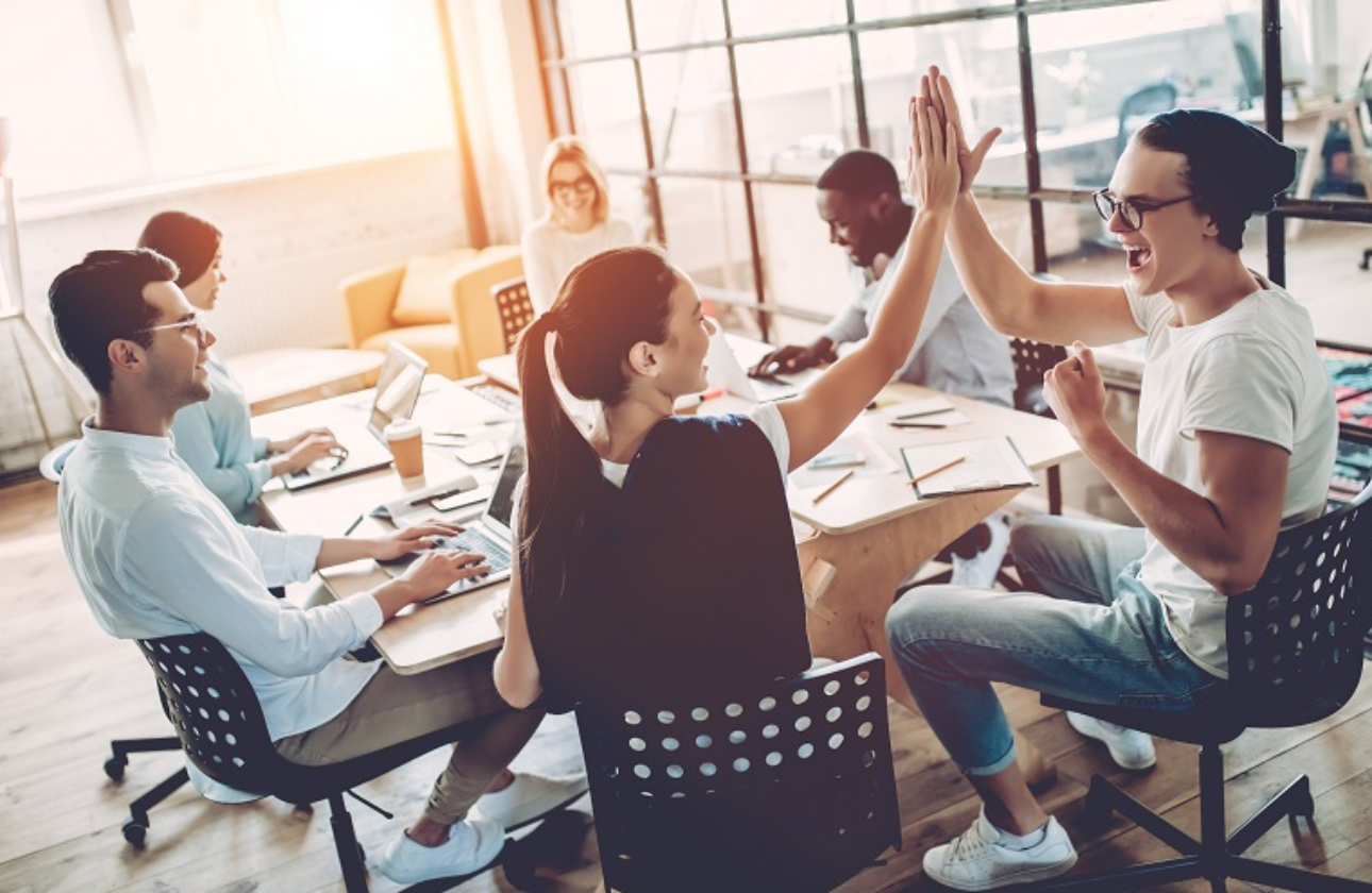 NTTデータグループの基盤 × 専門性の高いプロフェッショナル集団