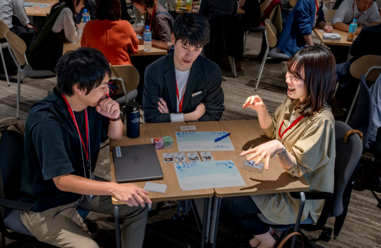 ー空間に、新たな価値を見出す創造力ー オカムラは、一人ひとりがその人らしく輝ける働き方ができる、環境づくりを提案している会社です。