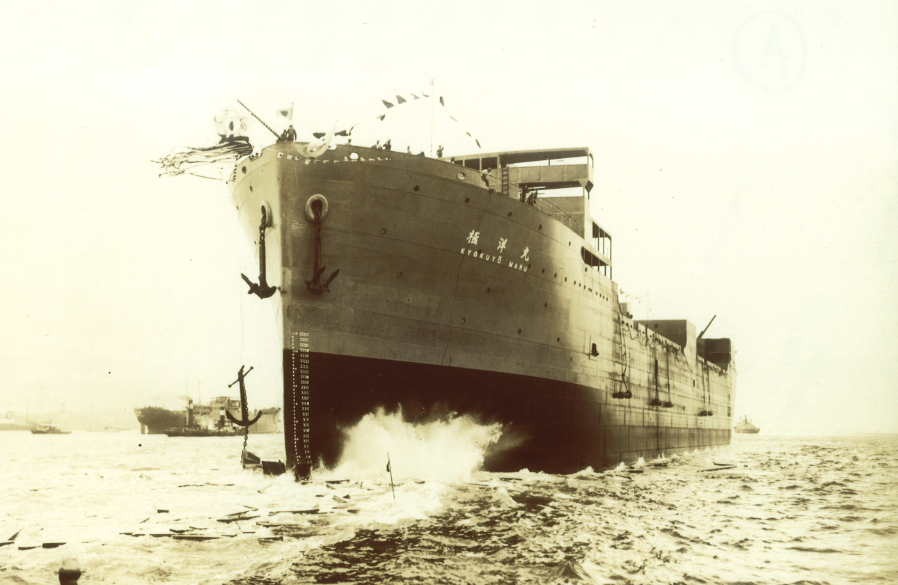 極洋は1937年に設立されました。85年以上の歴史を持つ総合食品会社として、世界中の食卓へ安全・安心・おいしさをお届けしています。