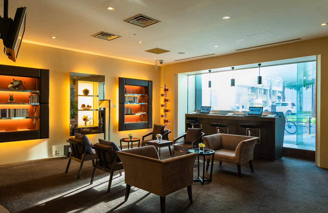 「前進×創造」20代で積める圧倒的な成長