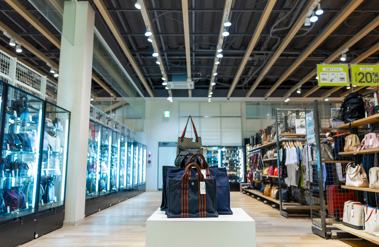 一次市場にはない新たな価値を「追求」します