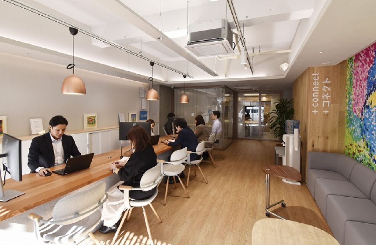 地域密着で100年。私たちは本社から半径5キロが商圏です。