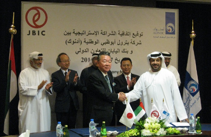 海外に進出する日本企業を支える仕事(国際性)