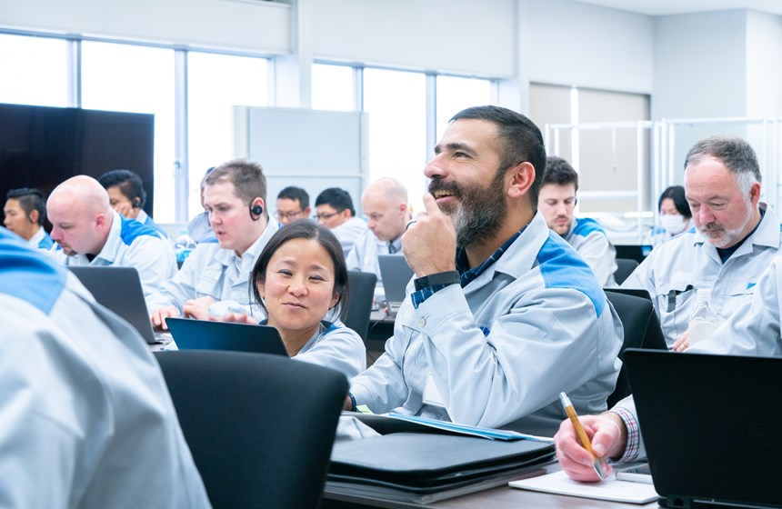 人を基軸におく経営