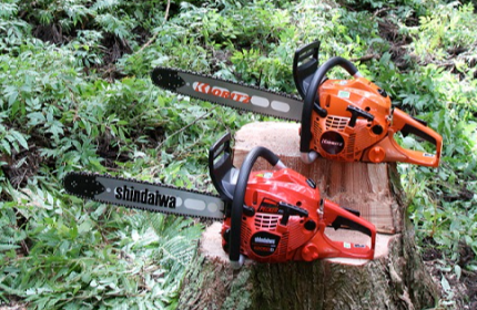 小型屋外作業機械（チェーンソー、刈払機、パワーブロアなど）