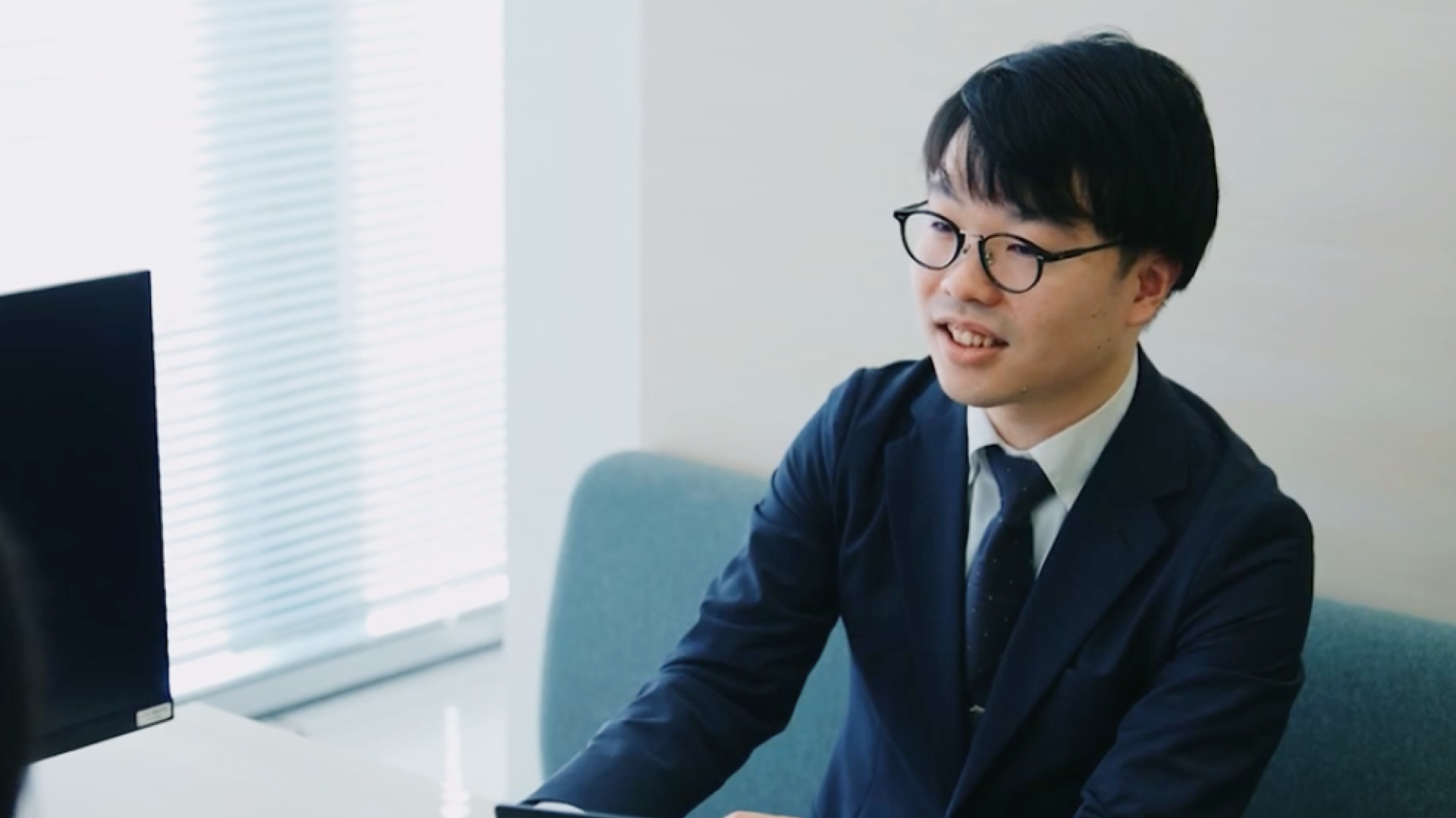 【日立コンサルティング】社員インタビュー動画｜テクノロジー&トランスフォーメーションディビジョン岡田航汰さん